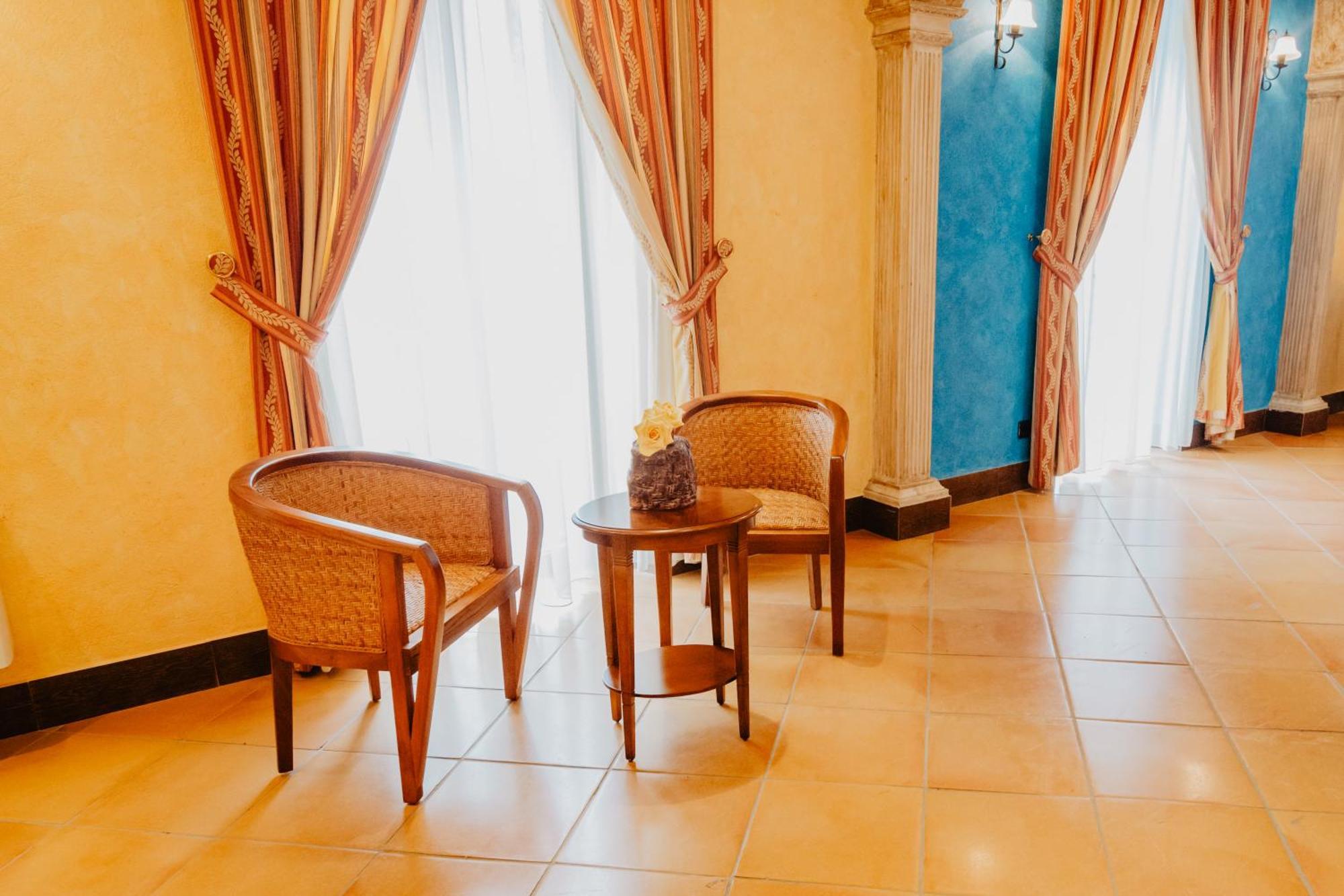 Hotel Hacienda Don Manuel Granja de Torrehermosa Eksteriør billede