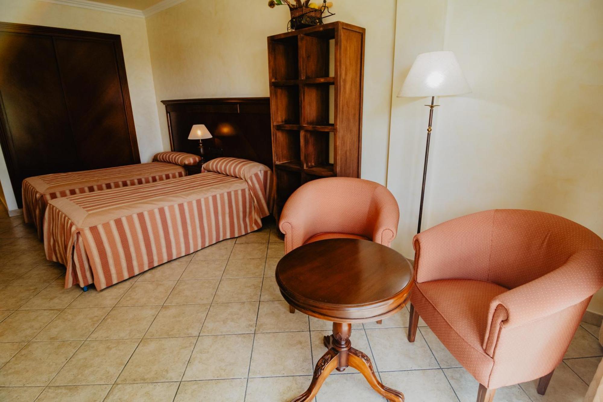 Hotel Hacienda Don Manuel Granja de Torrehermosa Eksteriør billede